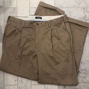 Lands End Men's Khaki Pants